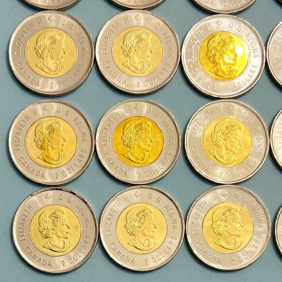 Canada 2019 Uncirculated Coloured 75th Anniversary D-Day Roll of 25 x $2 Toonies - Picture 10 of 16